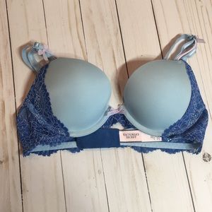 Victoria’s Secret Blue Lace Dream Push Up Bra 32B